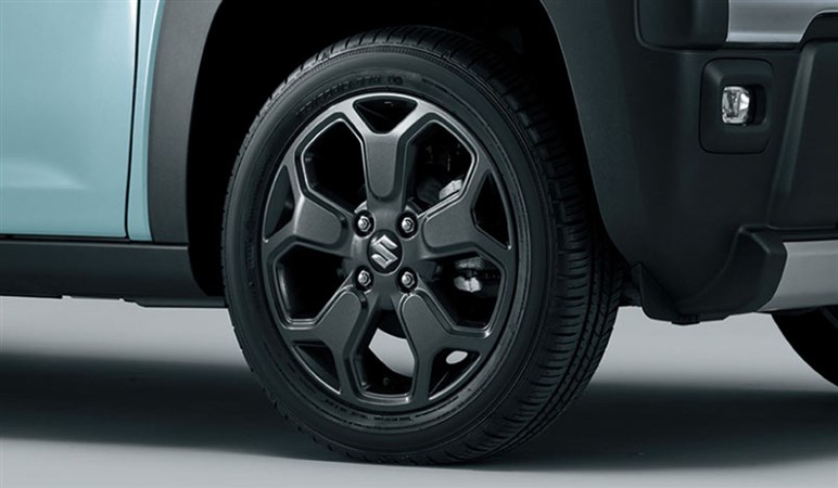 新型ハスラーは48V「スーパーエネチャージ」を採用＆“ちょいワル”顔に？　しかも大幅値上げナシで2025年秋に公式デビューか