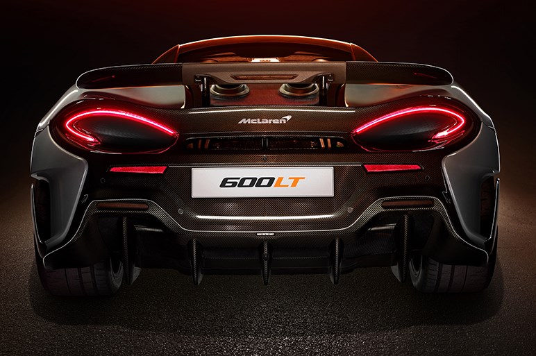 上方排気の新型スポーツの正体が判明　マクラーレンが「600LT」を発表