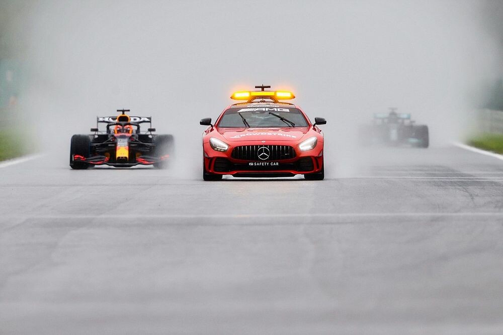 F1マシンを雨で走れるクルマに！　FIA会長、次世代マシンで”視界不良”への対処を求む