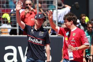 映画『F1』のプライベート試写会に現役ドライバー集結！　一方その頃王者フェルスタッペンは……。