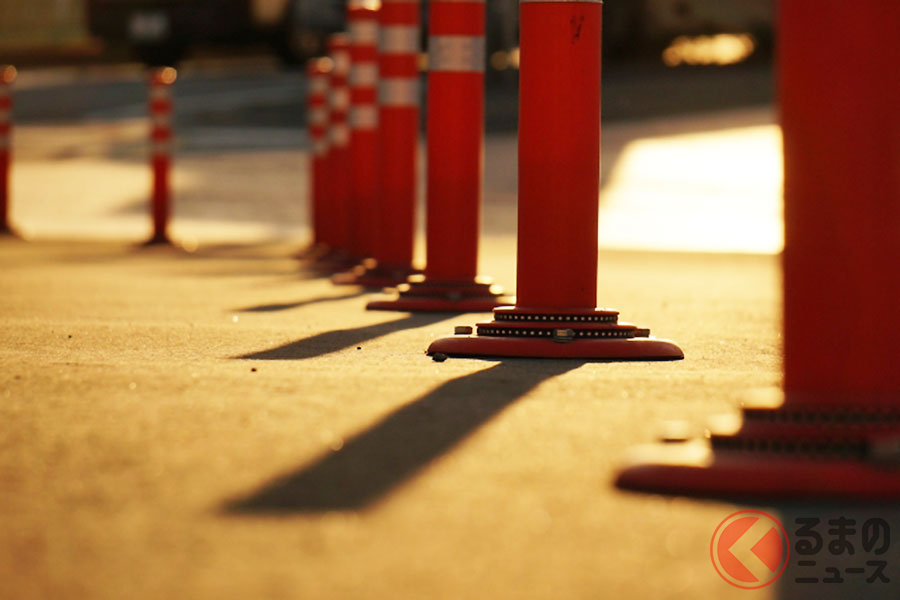 道路にある オレンジ棒 なぜ増えた 誕生から30年 進化し続け海外でも高評価の理由とは くるまのニュース 自動車情報サイト 新車 中古車 Carview