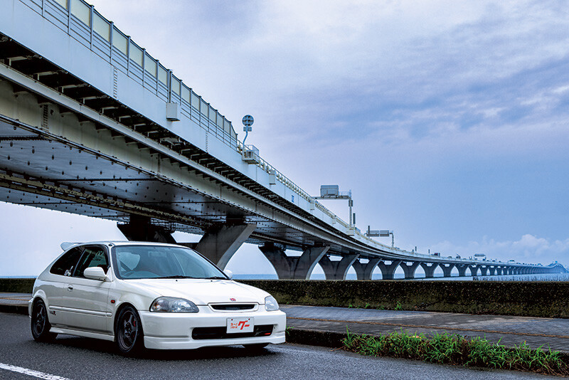 歴史ある名車を楽しむ。