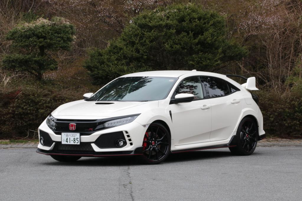 ホンダ シビック6速mt車比較試乗 タイプrは途轍もなく速いが ハッチバック6mtも充分に速く 楽しく 扱いやすい これはアコードユーロrの再来か Motorfan の写真 21ページ目 自動車情報サイト 新車 中古車 Carview