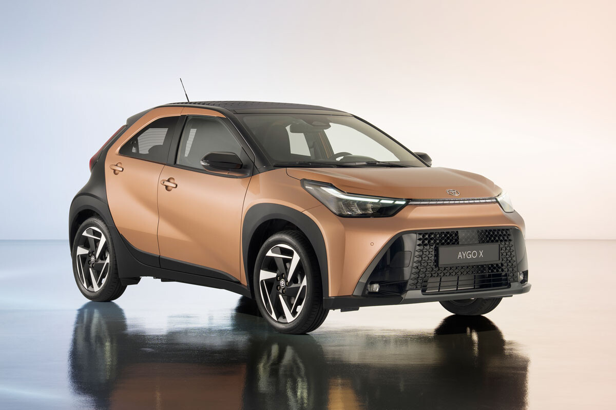 トヨタ　新型Aセグメントのクロスオーバー「アイゴX」を欧州で発表