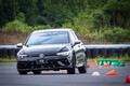 【試乗】333馬力を手に入れた「VWゴルフＲ」の戦闘力をチェック！　4WDマイスターがクローズドで徹底的に走らせた