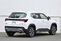 【悲報？】販売好調の人気SUV「ヴェゼル」が商品改良で“大穴グレード”を落とした大人の事情