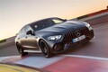 AMG GTの4ドアクーペが発表。パナメーラに強力なライバルが誕生