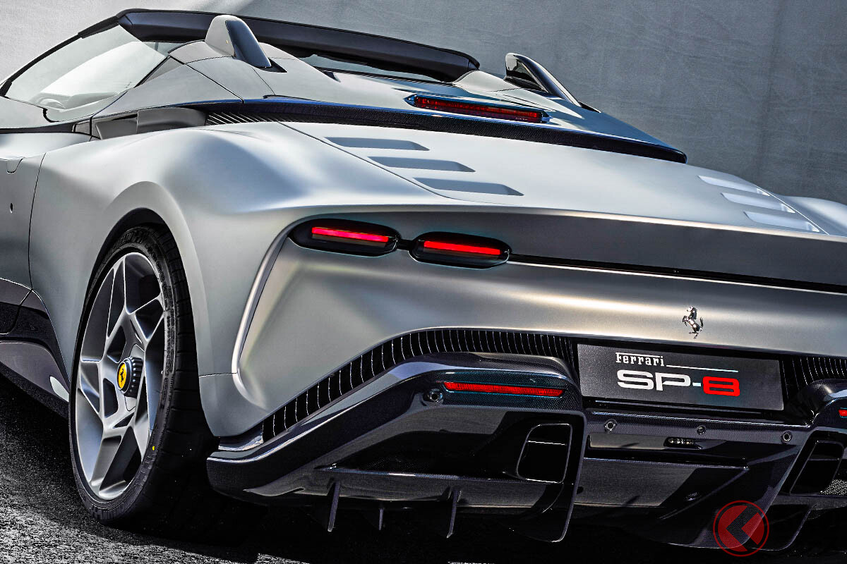 チ*ン様 V8エンジン ピンクオープンカー 美しすぎる新型「ミッドシップ オープンカー」世界初公開！ “V8