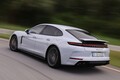 新型「ポルシェ パナメーラ4S Eハイブリッド」をテスト！豊かなドライビングフィールとスピードの楽しさ、そして高い快適性を備えた4ドアスポーツ