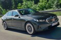 V8の550i級に速いぞ！　BMW 5シリーズ 550e xドライブへ試乗　技術力を証明するプラグインHV