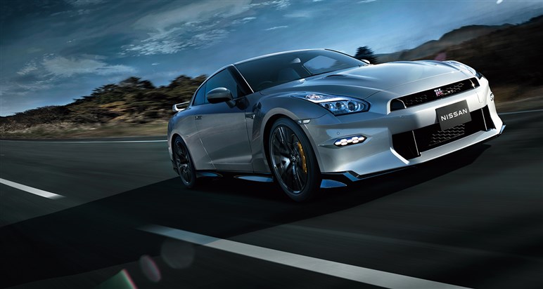 【期待】米日産幹部が次期「GT-R」の開発を示唆。「ハイパーフォース」ベースでEVかハイブリッドか？