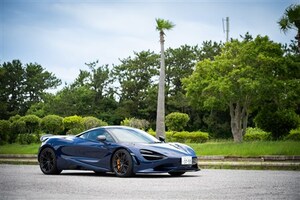 マクラーレン「750S」試乗。ライバルとは違う“英国の名門レース屋”らしい高潔な走りの世界を堪能する