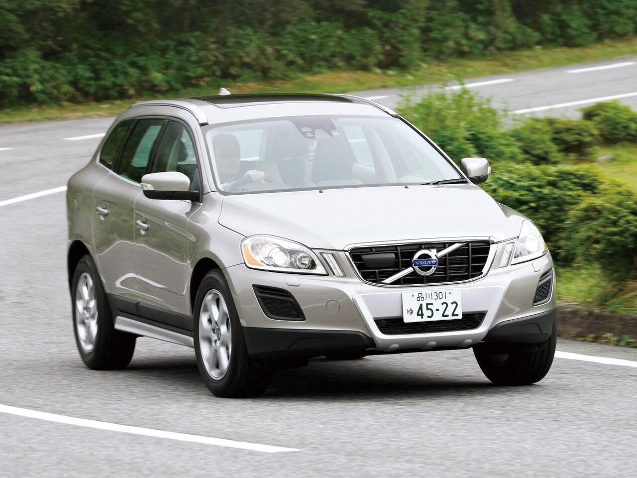 ボルボ XC60 T5 SEはエントリーモデルだが、実は「本命」モデルだった【10年ひと昔の新車】