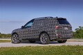 BMW初のフルサイズSUV「X7」のプロトタイプに試乗した