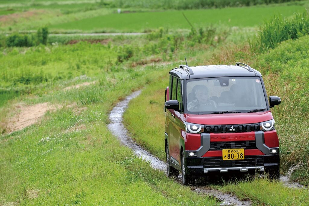 デリカミニ公道試乗　高速もラフロードもおまかせ！ 新型スーパーハイト軽の実力とは