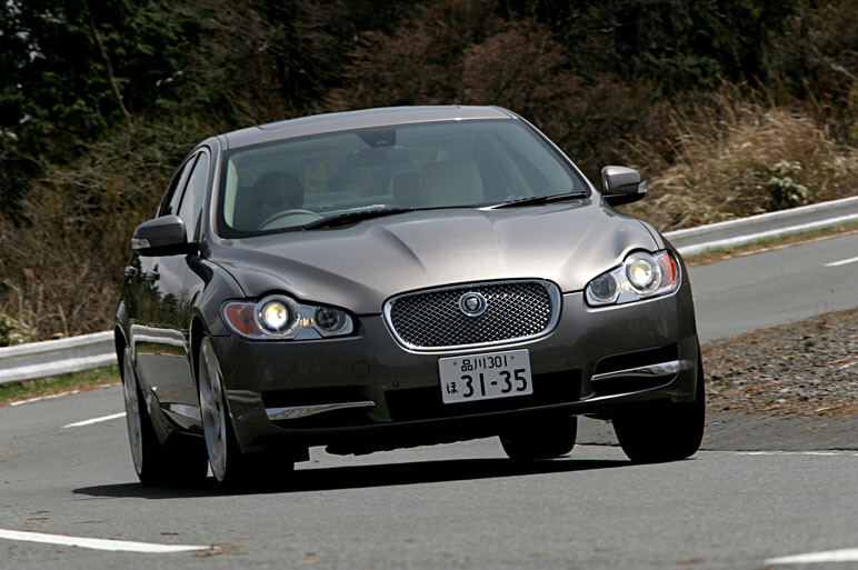 ジャガーXF試乗・国内編　吉田 匠×新生ジャガー