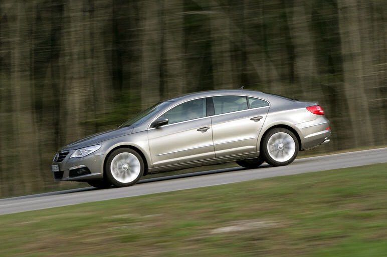 パサートCCに海外試乗！ 質実剛健に“艶”までも