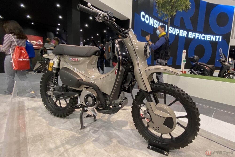 ホンダ スーパーカブx 一般公開 スーパーカブc125 ベースの最新カスタム Eicma 21 バイクのニュース 自動車情報サイト 新車 中古車 Carview