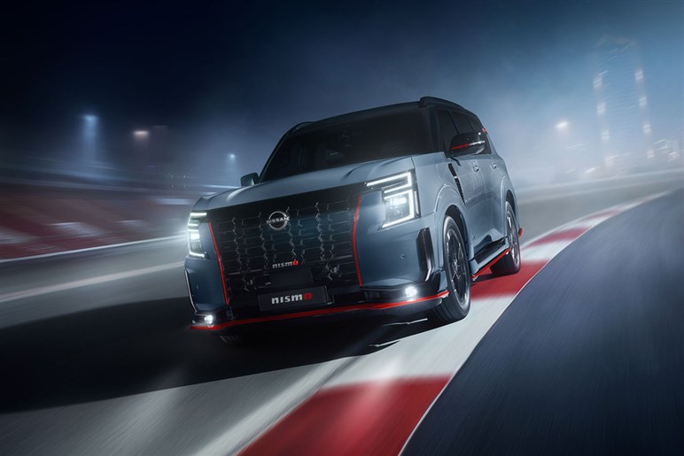 デカさも価格も関係ナシ!? 新型「パトロールNISMO」に「日本導入を！」の声多数。日産浮上の起爆剤になるか