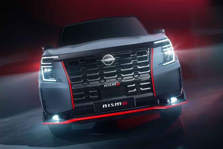 デカさも価格も関係ナシ!? 新型「パトロールNISMO」に「日本導入を！」の声多数。日産浮上の起爆剤になるか