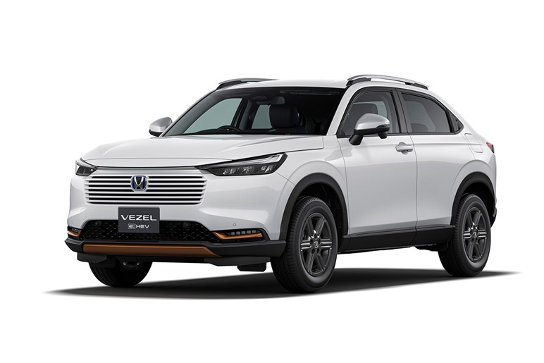 登場から約2年、ホンダの主力SUV「ZR-V」は売れている？ 好調を維持も25年はライバルの全面改良でピンチに!?