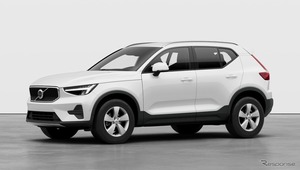 ボルボ『XC40』、新エントリーモデルに509万円の「Essential B3」追加