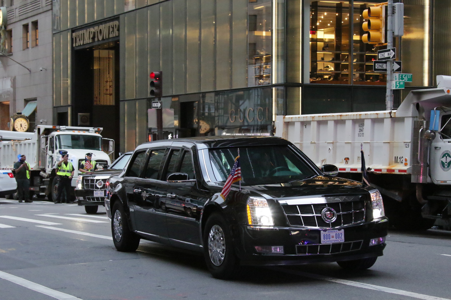 アメリカ要人専用車 警護車の不思議なナンバー事情とその理由 ベストカーweb 自動車情報サイト 新車 中古車 Carview