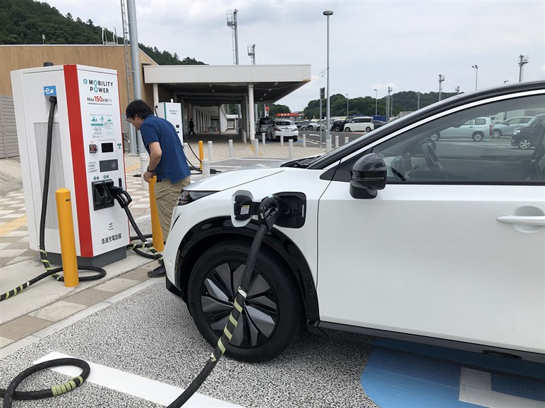 日産「アリア」で1700km弱ロングドライブしてみたリアル。10年前よりラクになったが充電回数は凄いことに!?