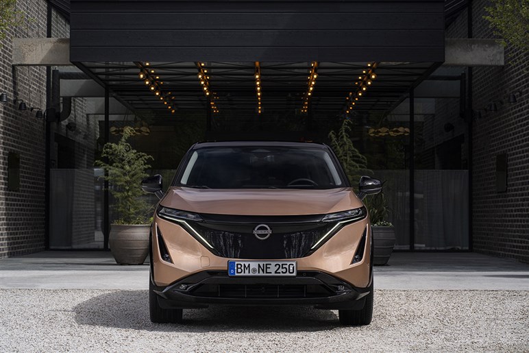日産「アリア」で1700km弱ロングドライブしてみたリアル。10年前よりラクになったが充電回数は凄いことに!?