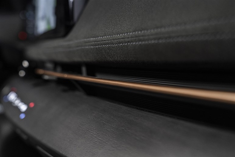 日産「アリア」で1700km弱ロングドライブしてみたリアル。10年前よりラクになったが充電回数は凄いことに!?
