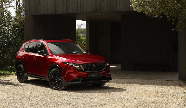 【新型CX-5風フェイス】マツダ時期「CX-3」を予想！ 薄型グリル＆ロータリーPHEV採用で大胆刷新の可能性