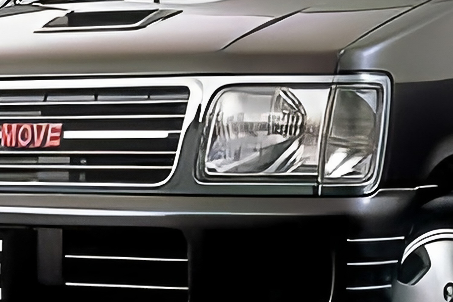 30年間愛され続ける軽トールワゴンの代表！　ダイハツ「ムーヴ」は歴代どのモデルもスゴかった