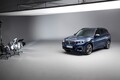 発表されたばかりの新型X3をスタジオで特別取材。エンジンラインアップも紹介