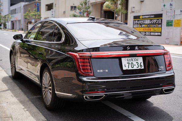 中華の怪物本格上陸 中国の最高級車 紅旗h9 に名古屋ナンバーがついた ベストカーweb の写真 5ページ目 自動車情報サイト 新車 中古 車 Carview