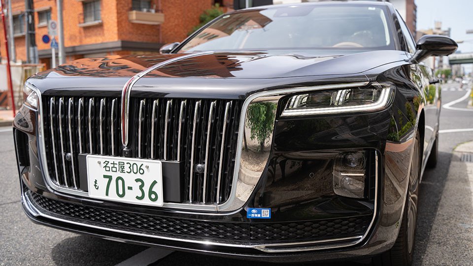 中華の怪物本格上陸 中国の最高級車 紅旗h9 に名古屋ナンバーがついた ベストカーweb 自動車情報サイト 新車 中古車 Carview