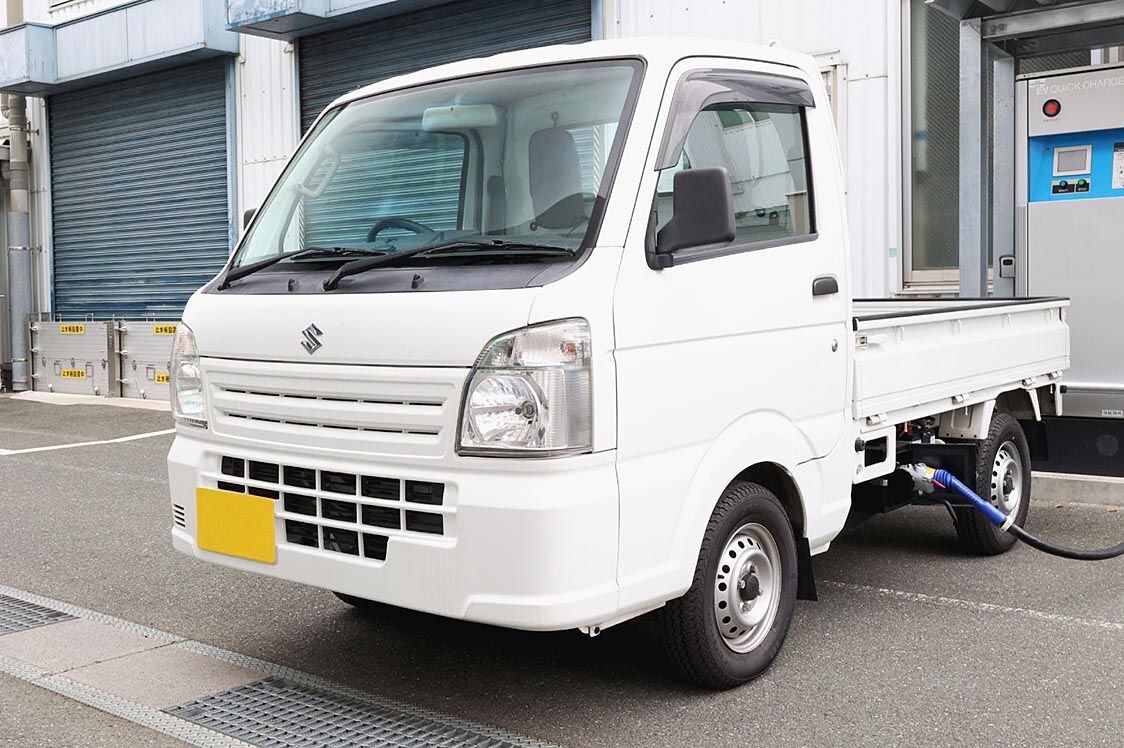 大人気定番商品 スズキ、2025年度内にEV軽トラの実証開始 元マツダ副社長の藤原 タレント・お笑い芸人