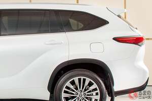 約564万円！ トヨタ新「“7人乗り”SUV」登場！ パワフルな2.4リッター「ターボ」に高性能“ヨンク”搭載！ 全長5m級ボディでハイブリッドもある「ハイランダー」加国モデルとは