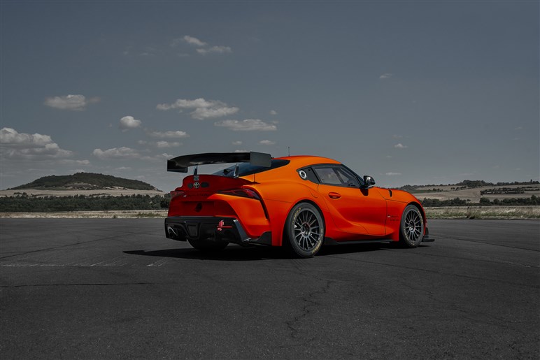 GRスープラ GT4 EVO発売。価格は約2700万円、23年シーズンから投入予定