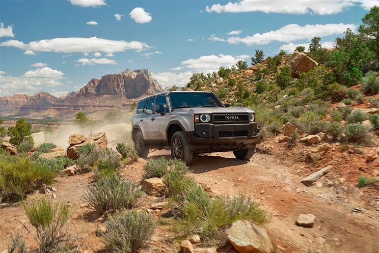 新型「ランクル250」のスタート価格は500万円台後半。北米仕様から割り出した！