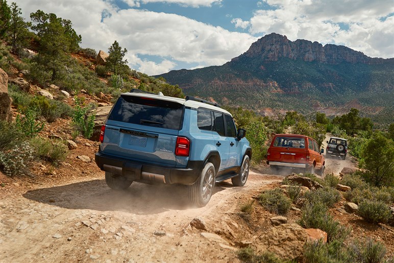 新型「ランクル250」のスタート価格は500万円台後半。北米仕様から割り出した！