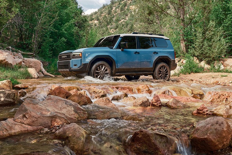 新型「ランクル250」のスタート価格は500万円台後半。北米仕様から割り出した！