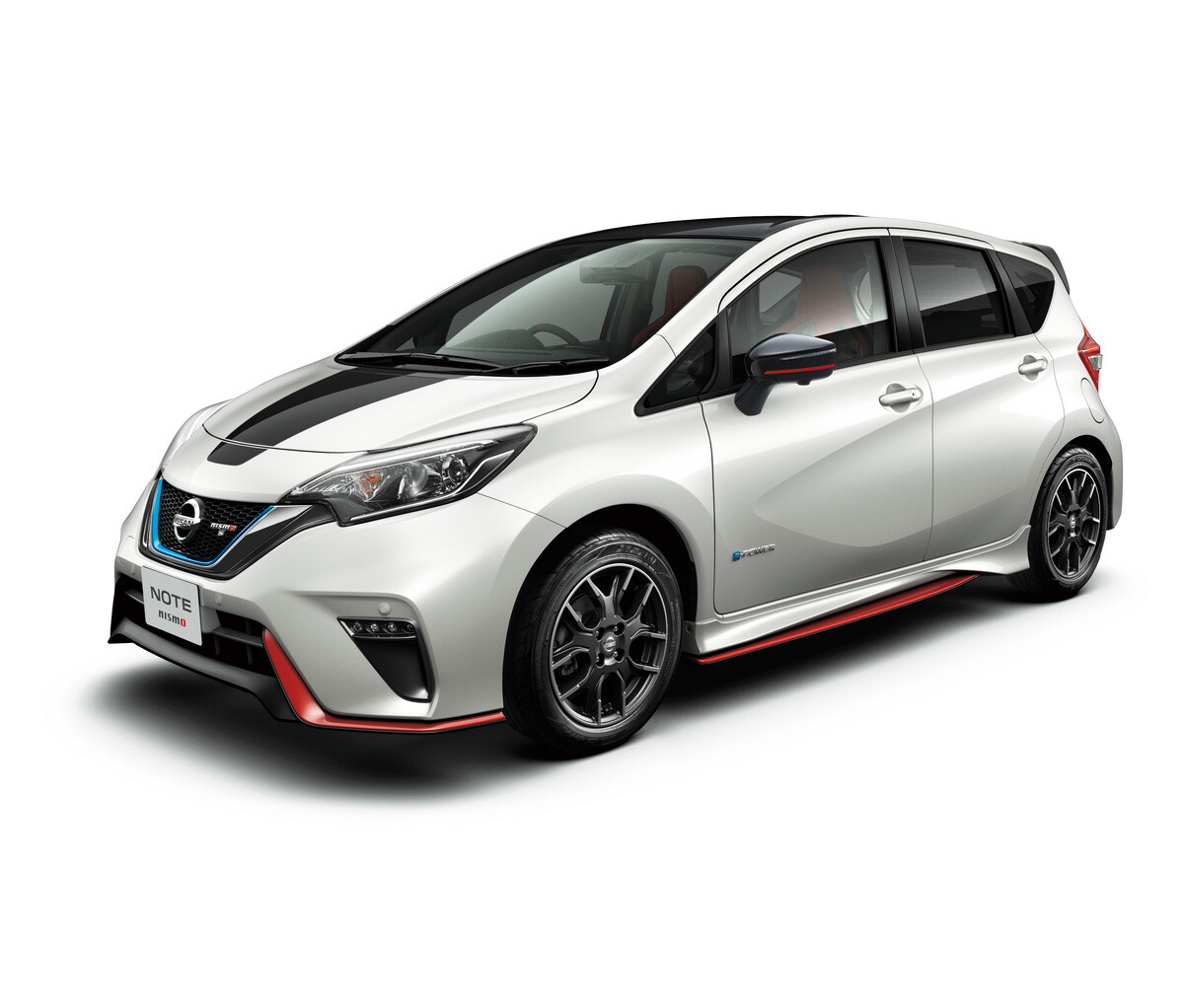 日産ノートNISMO がより精悍に！ 特別仕様車 “Black Limited”が登場