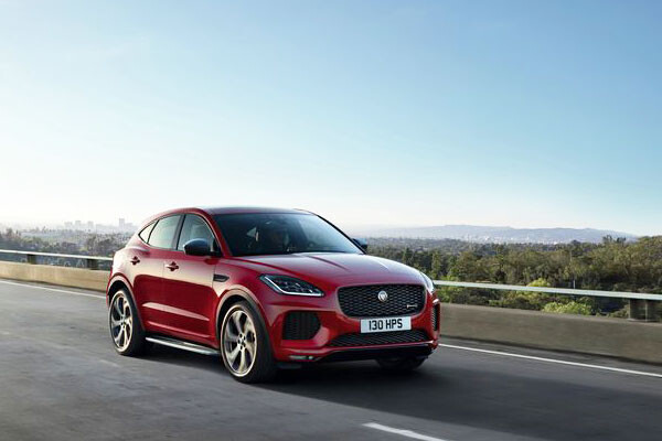 ジャガー 新型コンパクト・パフォーマンスSUV「E-PACE」を発表