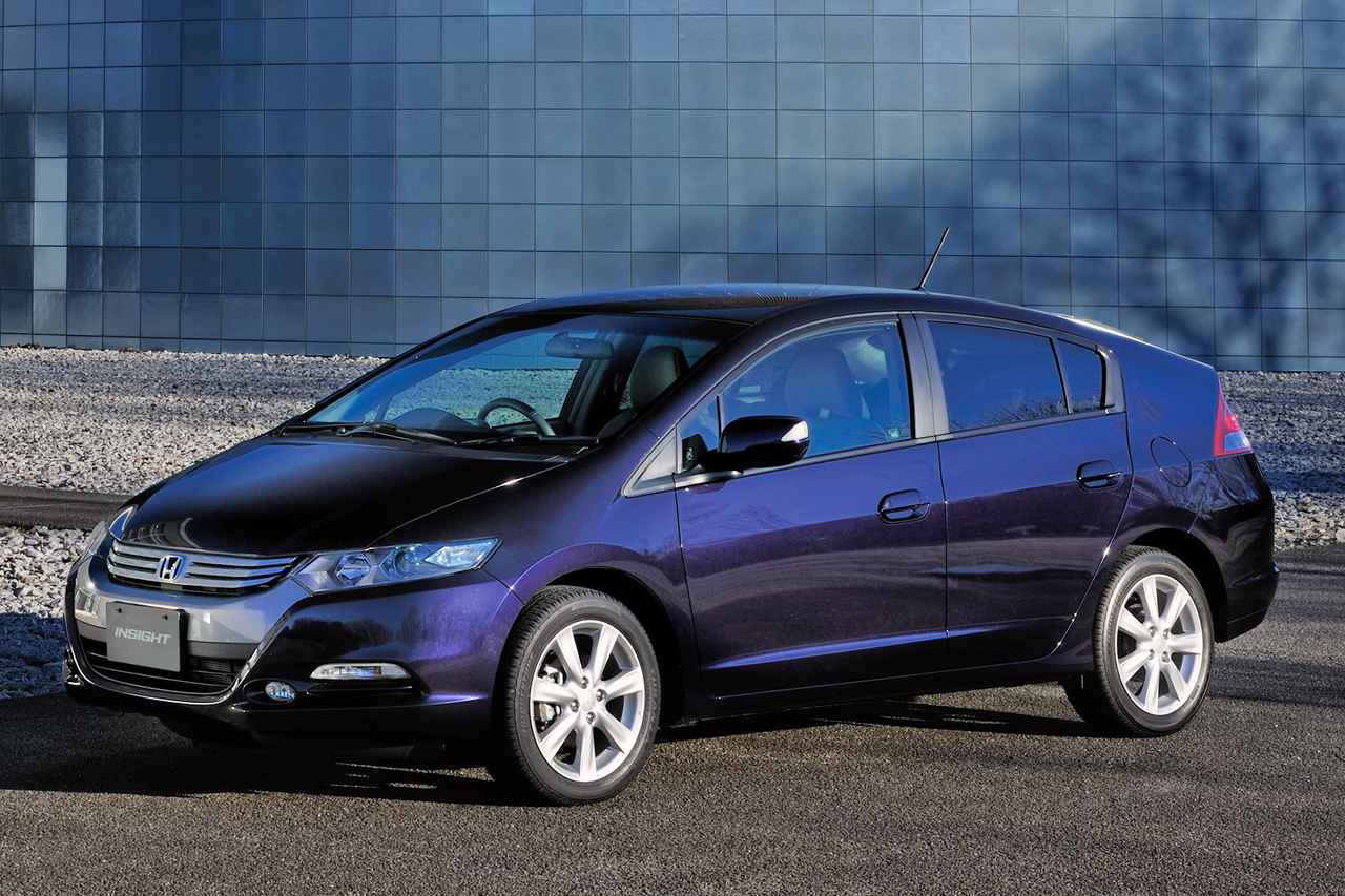 10年ひと昔の国産車 12 ホンダ インサイトは自然な走行感覚のハイブリッド車として魅力に溢れていた Webモーターマガジン 自動車情報サイト 新車 中古車 Carview