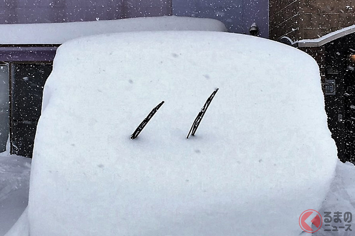 降雪時にワイパー立てるのはナゼ 積雪地以外でも 立てる ことが重要な理由とは くるまのニュース 自動車情報サイト 新車 中古車 Carview