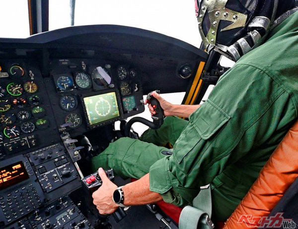 2011年の東日本大震災でも大活躍！　航空自衛隊入間基地輸送ヘリ、CH-47J（チヌーク）に同乗レポート！！