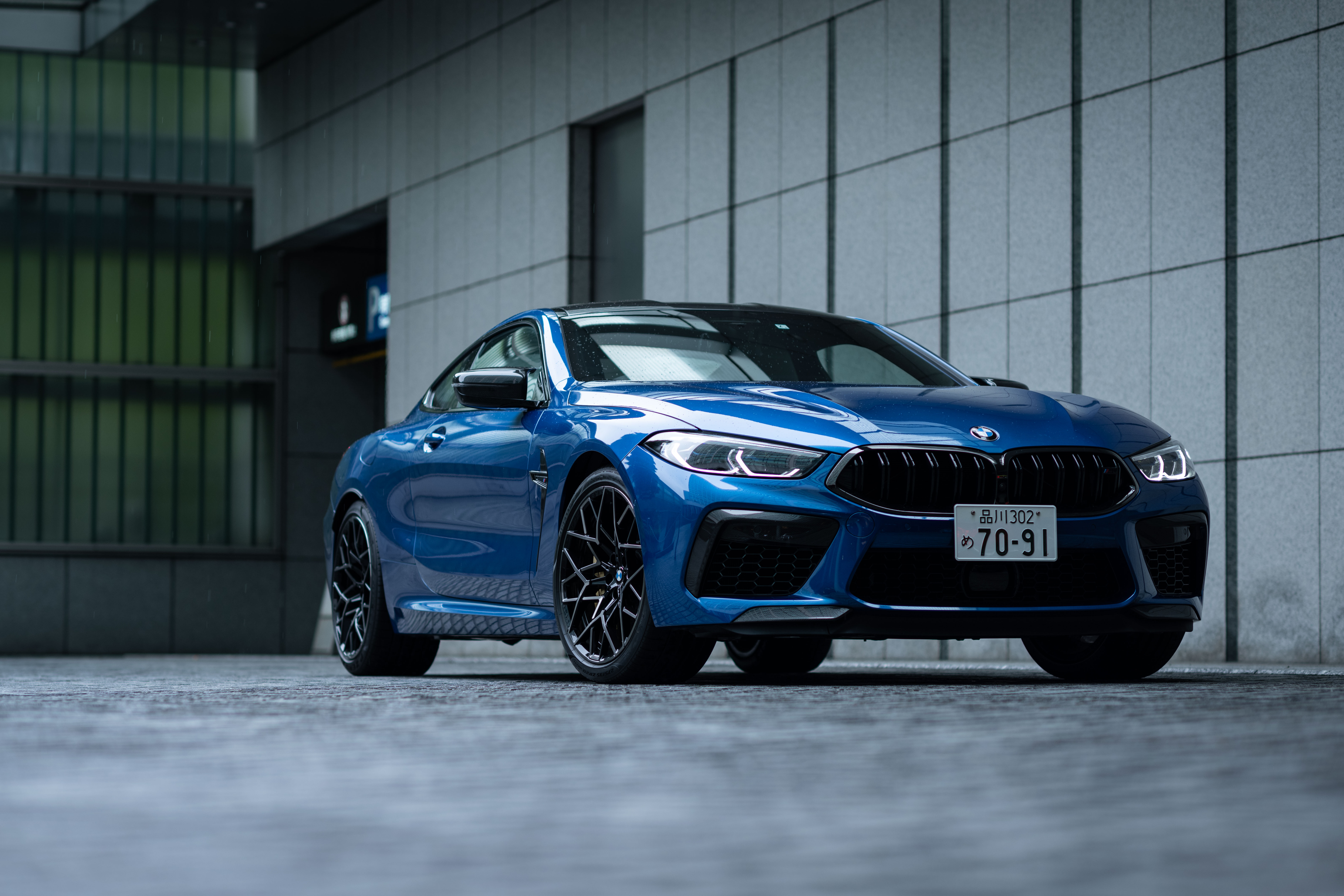 消えゆくv型12気筒の 魅力 と 未来 とは Gq Japan の写真 自動車情報サイト 新車 中古車 Carview