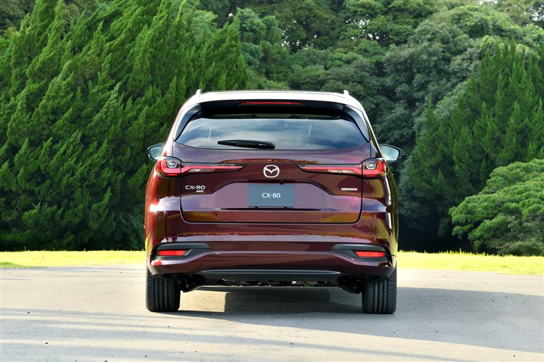 サイズ拡大で取り回しは？ 乗り心地改善？ マツダの新型SUV「CX-80」のギモンを開発陣に聞いてみた