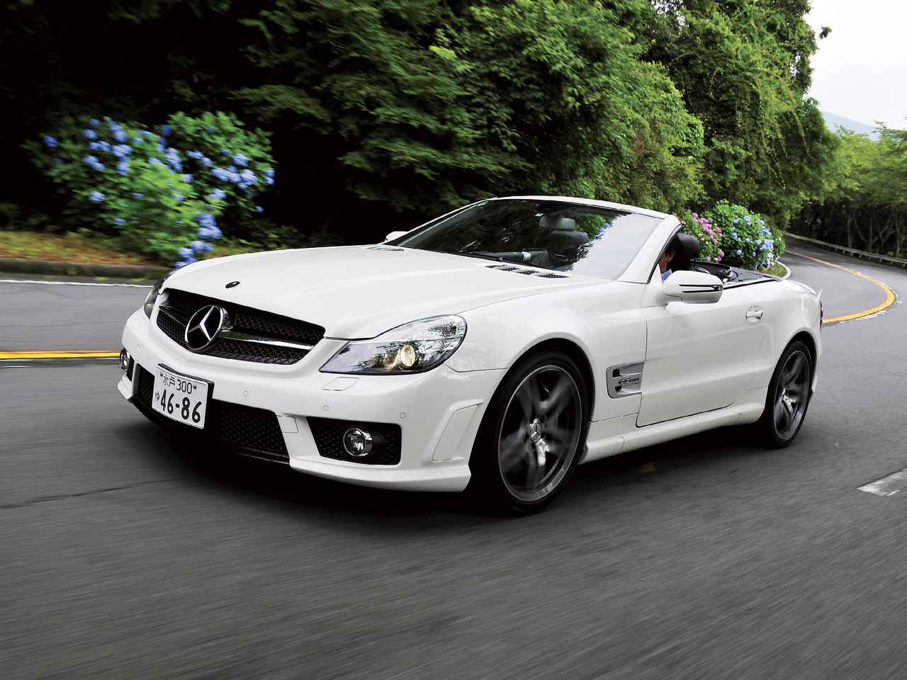 試乗 5代目メルセデス ベンツ Sl63amgの7速amtは電光石火のシフトだった 10年ひと昔の新車 Webモーターマガジン 自動車情報サイト 新車 中古車 Carview