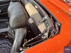 パリのハロウィンに映えるパンプキンカラー。1974年製のMGB